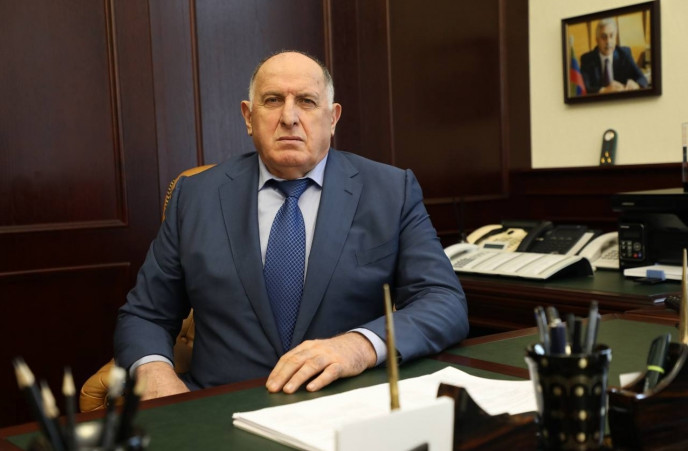 Абдулмуслим Абдулмуслимов поздравил жителей Дагестана с праздником Ураза-байрам