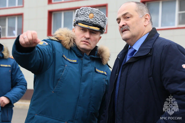 Сергей Меликов встретил прибывшего в Дагестан главу МЧС России Александра Куренкова