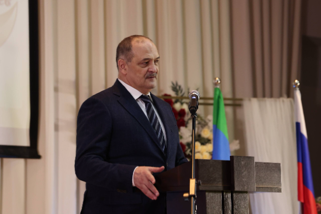 Сергей Меликов принял участие в церемонии присвоения Республиканскому центру образования имени Исамудина Ханбалаева
