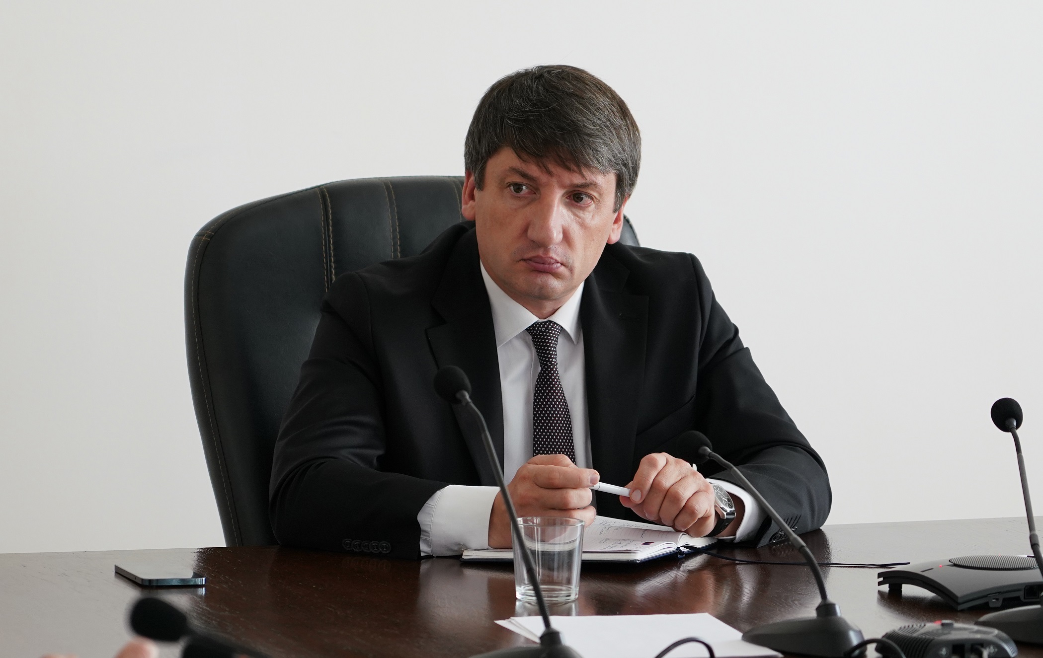 Зураб Куччаев провел совещание с руководителями подведомственных организаций