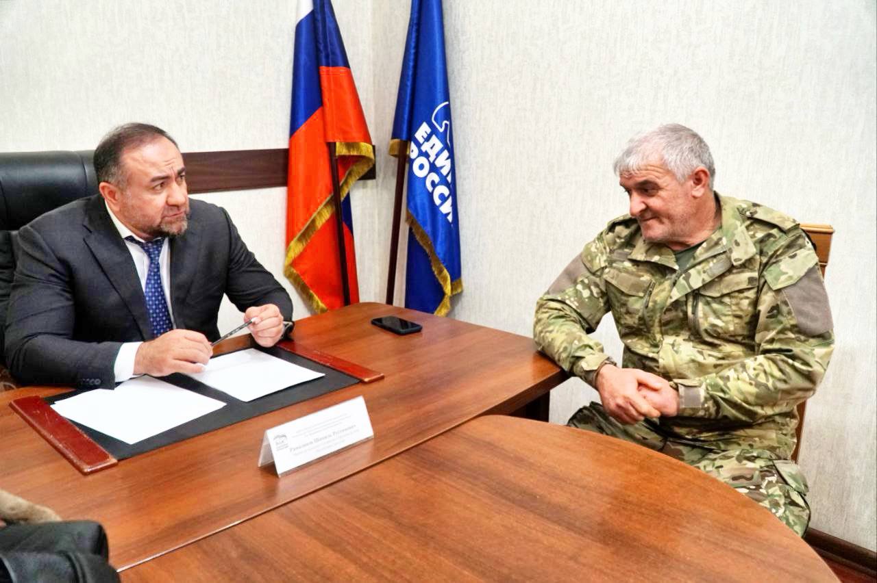 Шамиль Рамазанов провел прием граждан в Махачкале