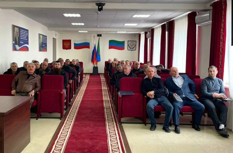 Замдиректора Россельхозцентра провел в Хасавюртовском районе семинар по вопросам компенсации ущерба аграриям