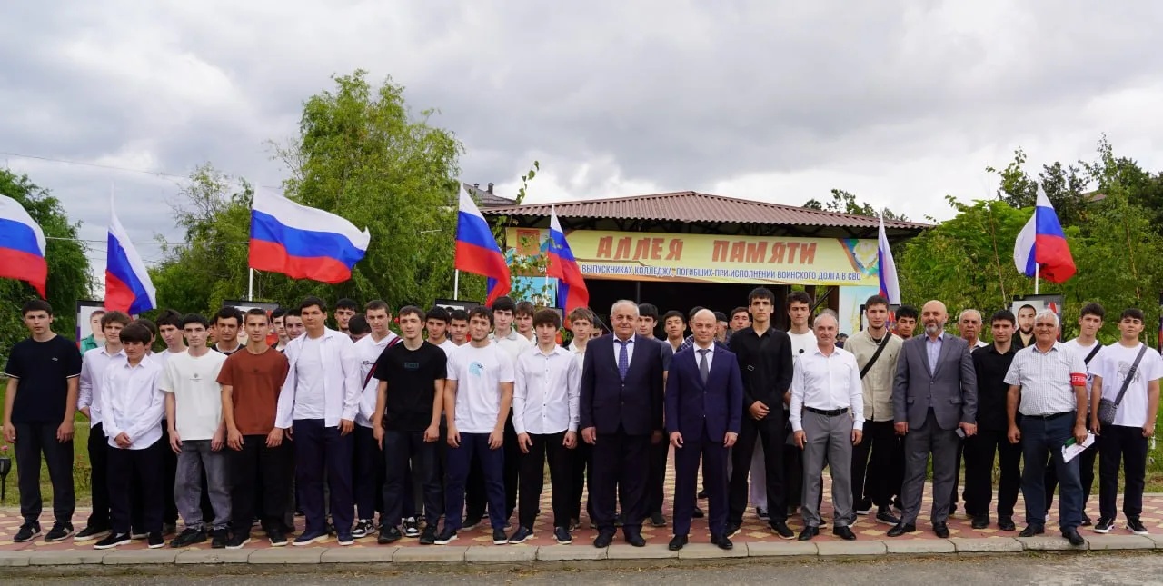 Иван Голуб посетил Сельскохозяйственный колледж в Буйнакске