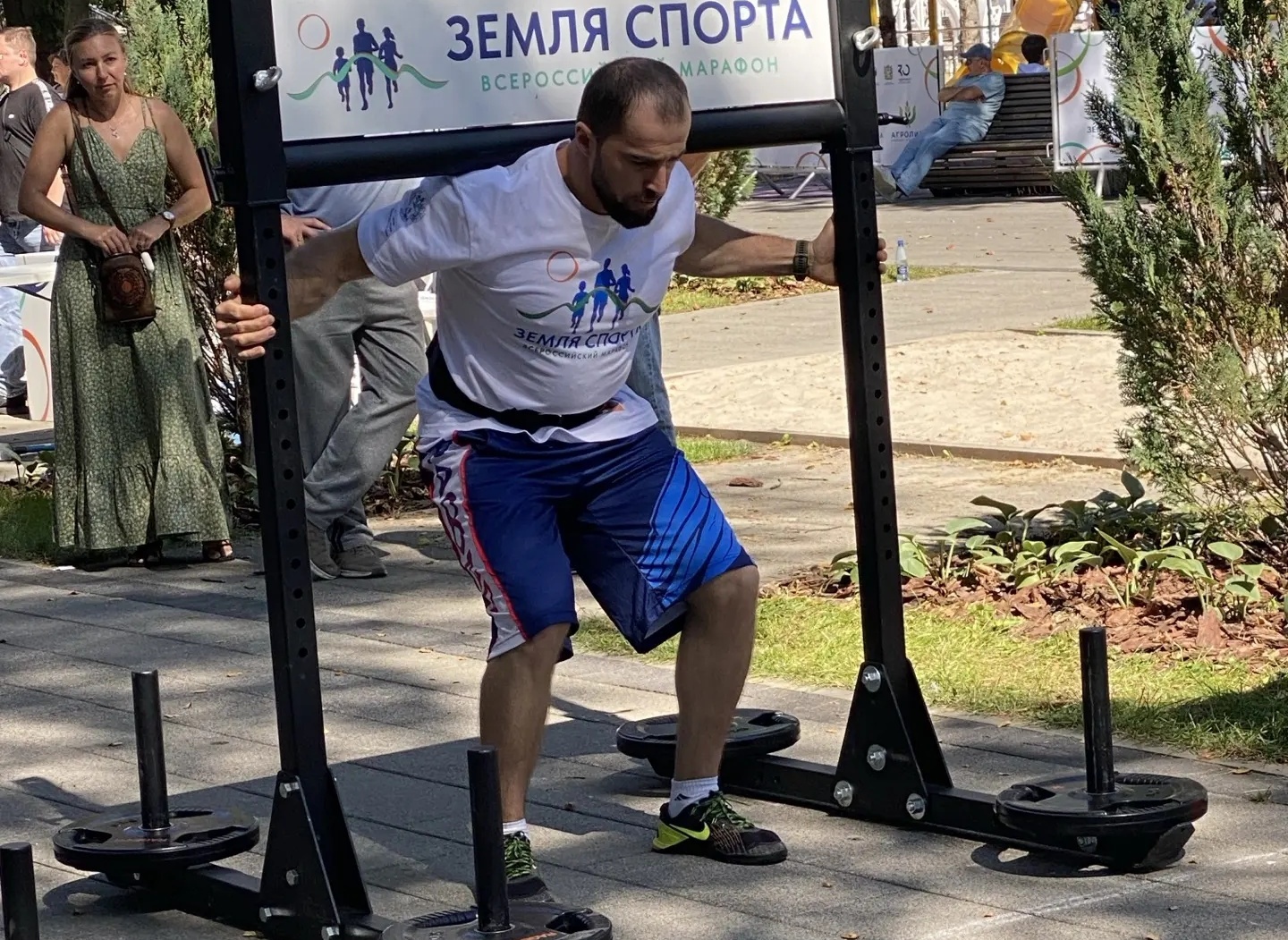 Иван Голуб пробежал марафон в финале всероссийских соревнований «Земля спорта»